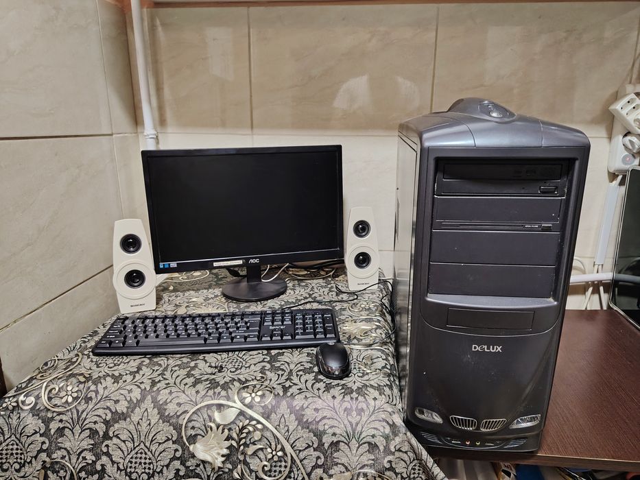 Unitate calculator i 3 si monitor 19 inch