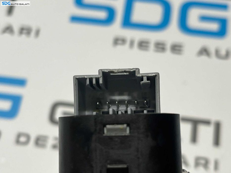 Buton Oglinzi cu Pliere Rabatare Electrica Skoda Superb 2 2008 - 2015 Cod 3T0959565A[S0271]