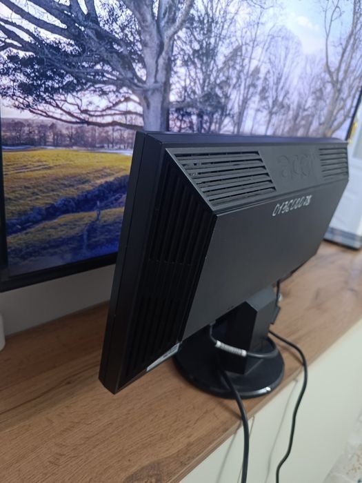 Продаю монитор от Acer