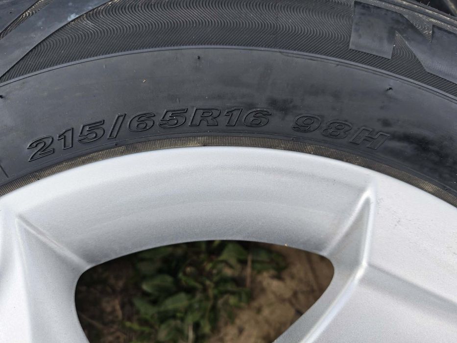 Jante Originale din Aluminiu de Dacia Duster pe 16" de VARĂ