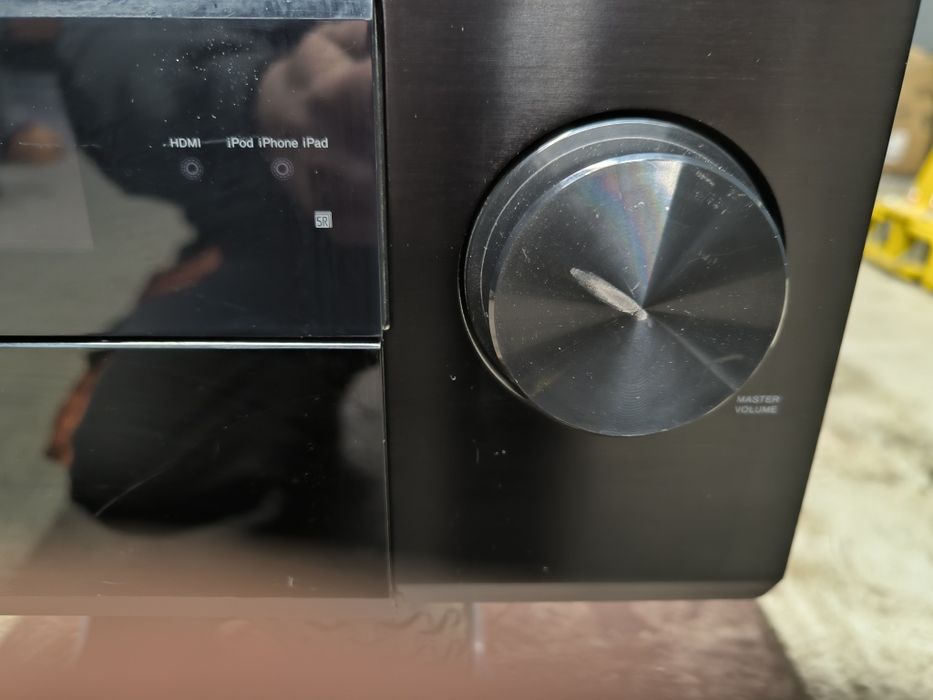 Pioneer vsx 930 7.2 channel Dolby Atmos