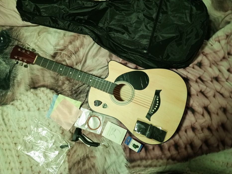 Akustik gitara Full flight,klassik,6torli,boshlovchilar uchun