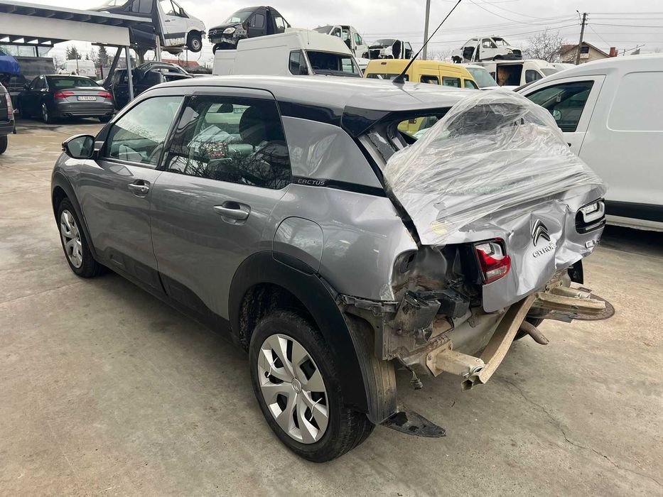Citroen C4 Cactus 2019 Avariat 1.2 benzina 77.000km navi led