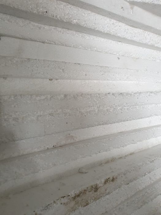 Пенопласт б/у, в отличном состоянии.