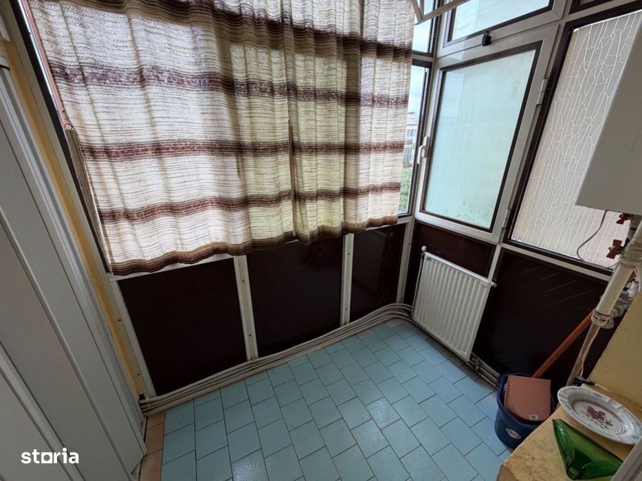 Apartament 2 camere, decomandat - zona Ampoi 3