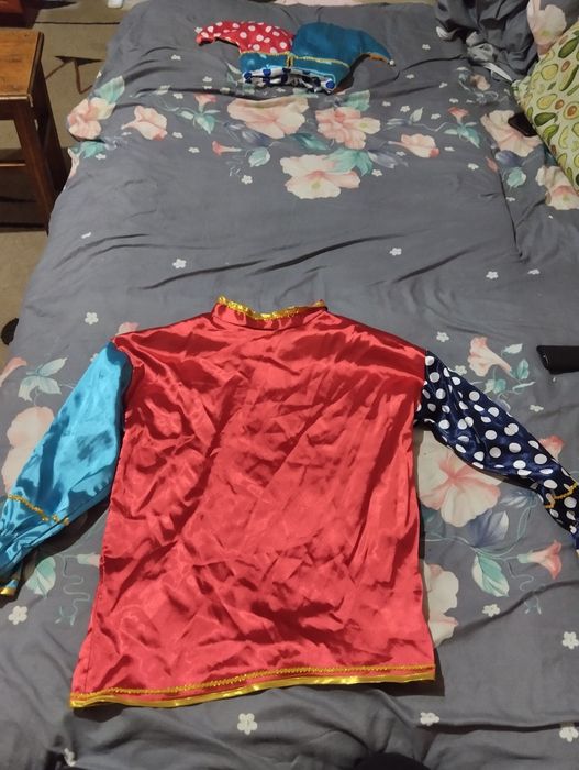 Продам костюм новогодний