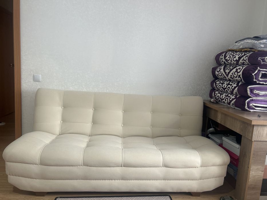 Продаю Диван  25 тысяч
