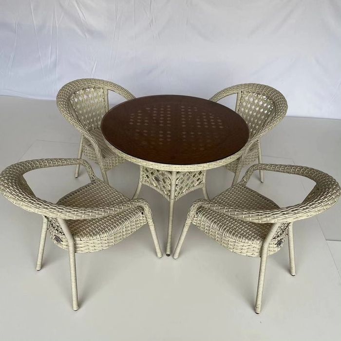 Плетёный столь и стулья ротанговой пластиковые plastmassa