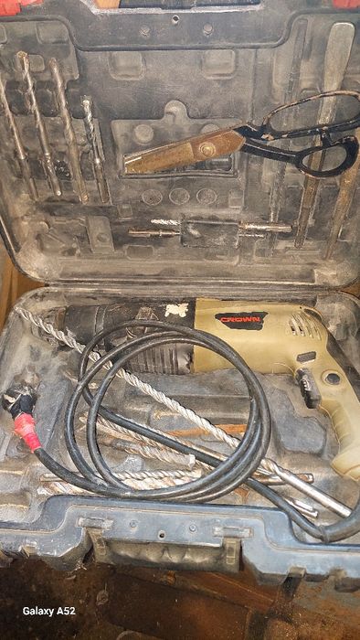 Перфоратор продам