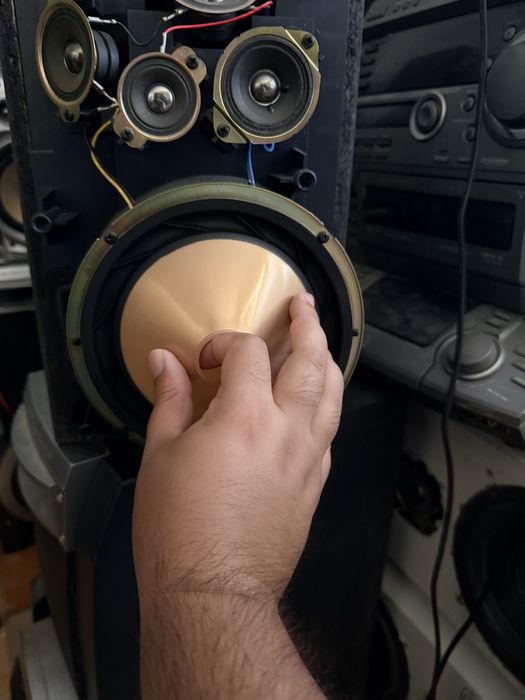 Suspensie difuzoare sony rxd8s Pretul e pentru 2 bucati 140 de lei !