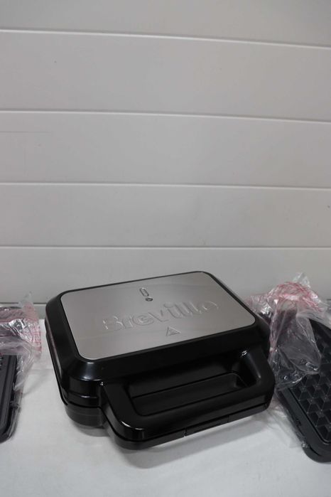 Уред за приготвяне на сандвичи Breville 3-в-1 Ultimate, UK щепсел