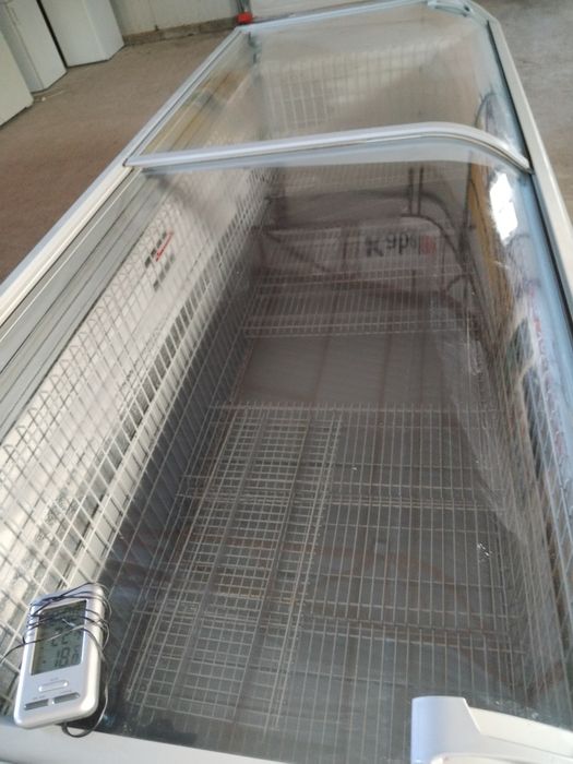 Vitrină frigorifică răcește până la -2 grade!!