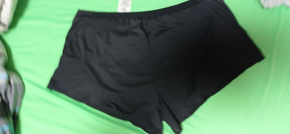 Нови дамски Къси панталони Asics