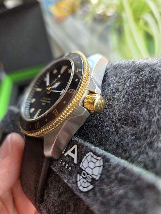 Certina GMT powermatic 80 в гаранция