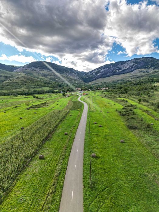 Teren extravilan in Muntii Apuseni satul Izvoarele Jud Alba 3300mp