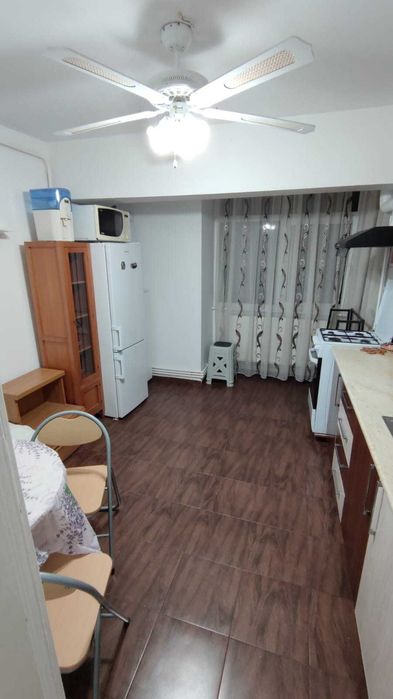 Inchiriez garsoniera Braila Sos. Comunarzi aproape de Penny Buzaului