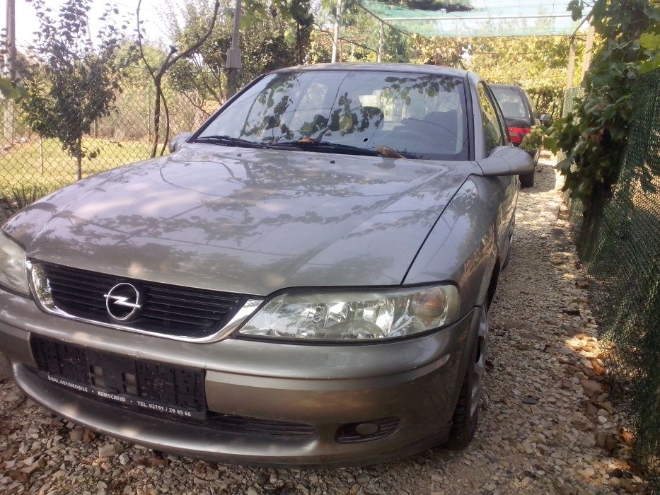 opel vectra 1.8 16v-115кс- за части