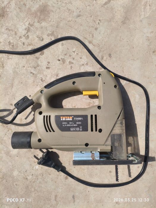 Лобзик Новый только раз использовал