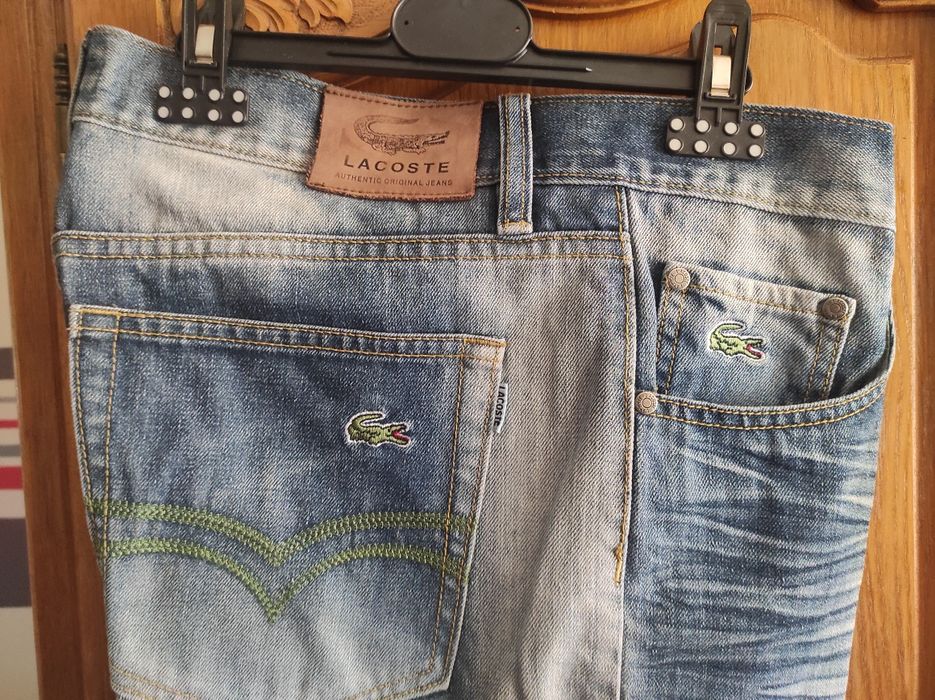 Pantalon blugi, diferite marimi, diferite modele