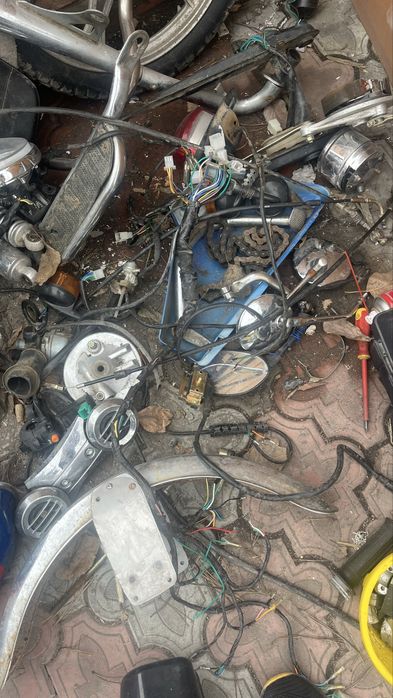 Продам зарчасти на мотоцикл