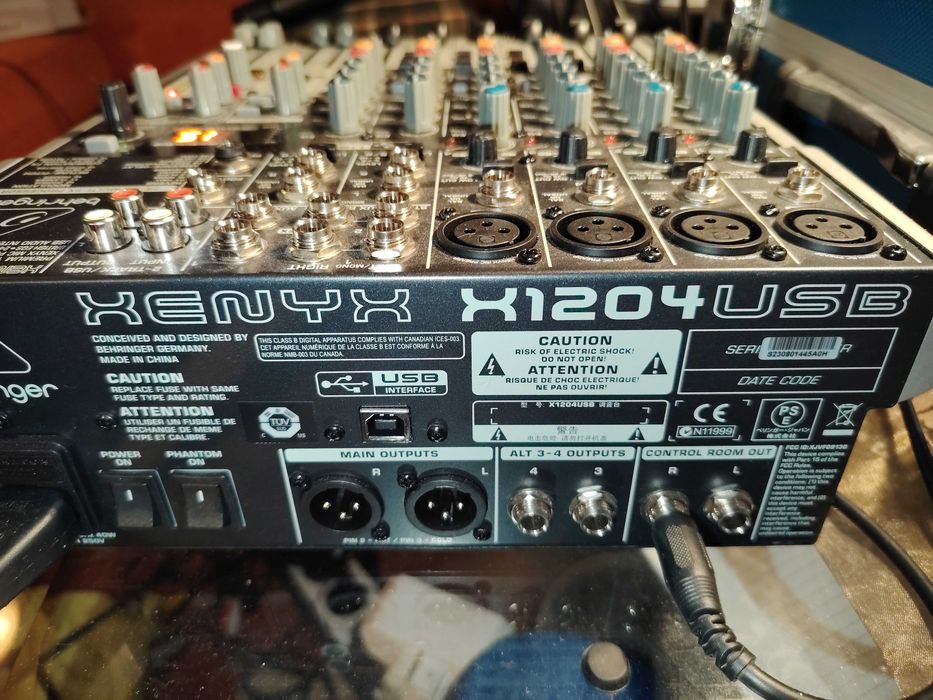 Mixer Behringer XENYX X1204USB, NOU sau schimb cu consola DJ