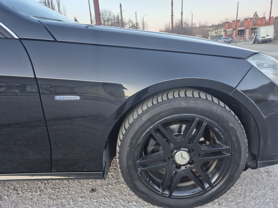 Ляв десен калник Мерцедес W212 E class Mercedes S212