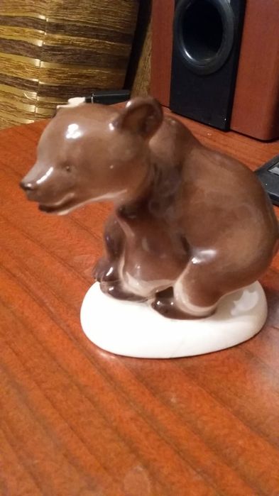 Статуэтки фарфоровые