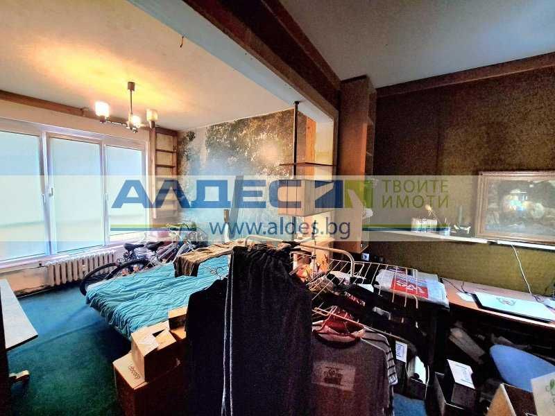 Продава се Двустаен апартамент в София, Център - 70 кв.м за 4143 €/кв.м - Снимка #8