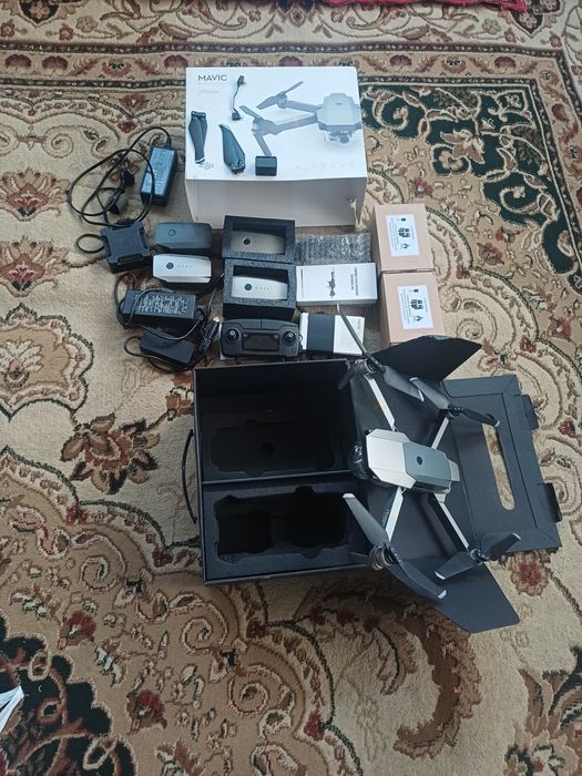 Квадро коптер -оригинал- MAVIC PRO Platinum.