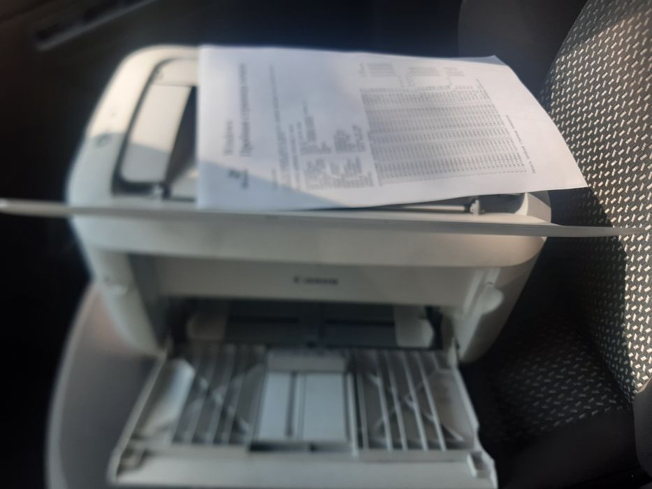 Продам лазерный принтер Canon LBP6000