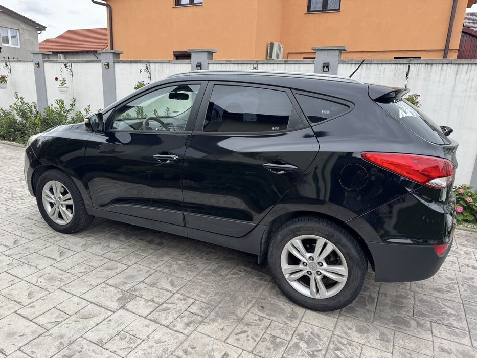 HYUNDAI ix35 2011 — imagine 3