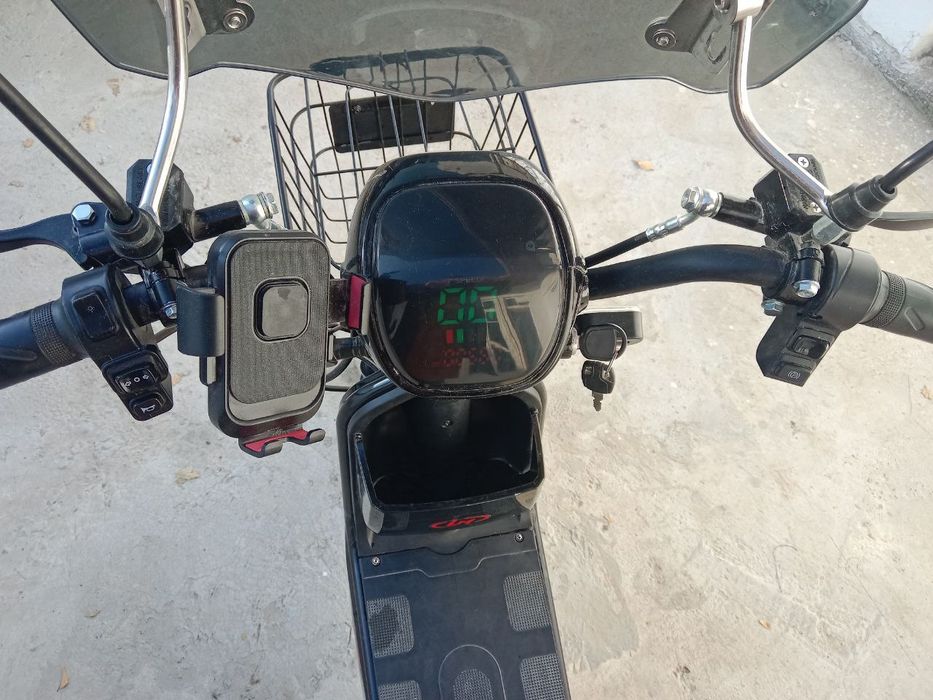 Электро скутер новый