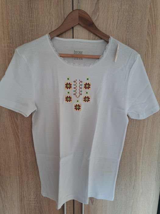 Тениска с шевица