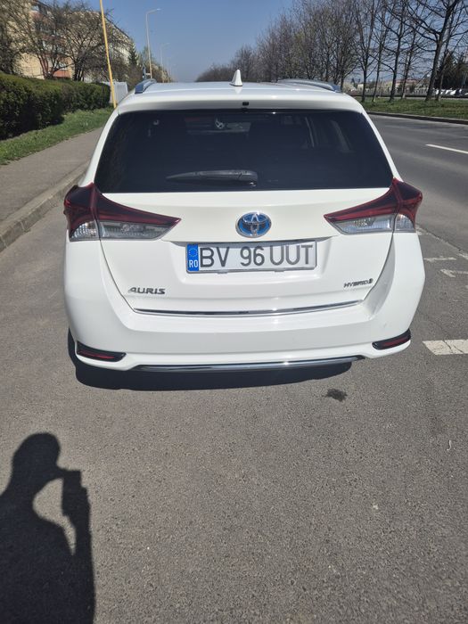 Toyota Auris Hybrid 2017 Automat | GPL | Baterie schimbată | 650 km / plin