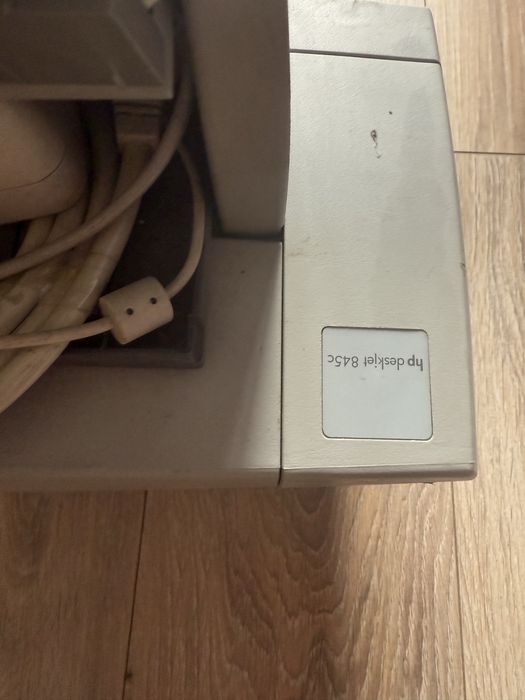 Продам цветной принтер б/у  hp