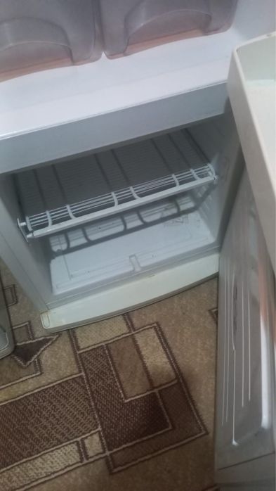 Холодильник техника