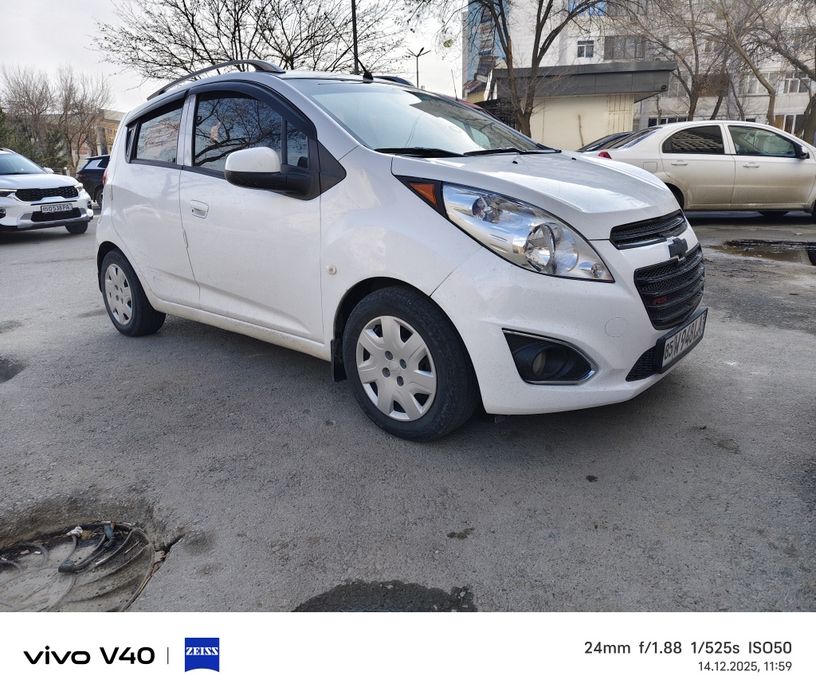 Chevrolet spark 2013yil 3 pozitsiya. Mexanika. Lyuks konditsioner.