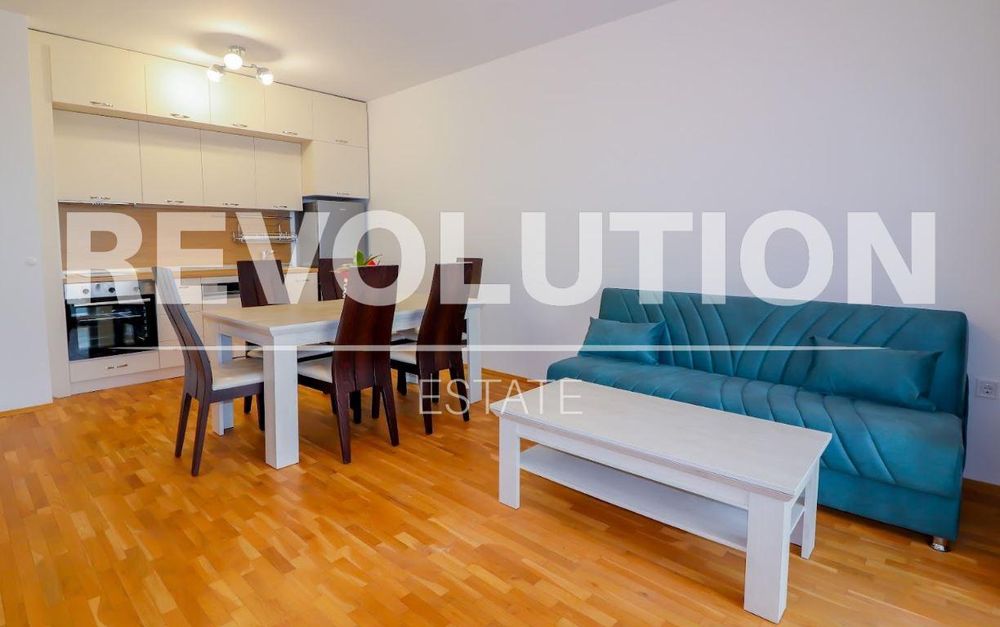 Двустаен апартамент  в гр.Варна, м-т Константин и Елена!