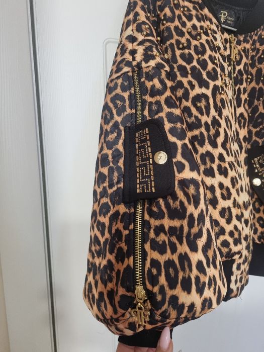 Леопардово яке Paparazzi  и  палто  Balmain