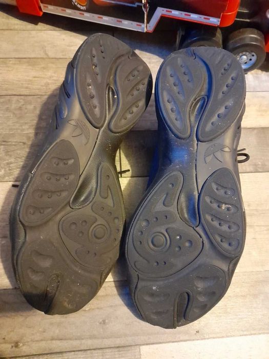 Маратонки  Adidas  UK12 EU47