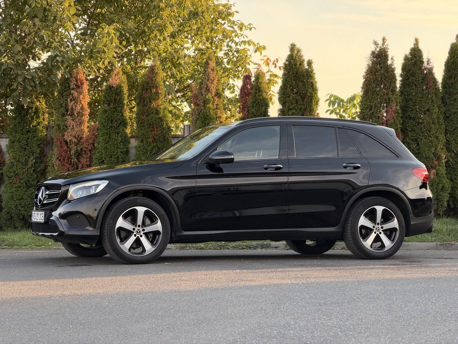 MERCEDES-BENZ GLC