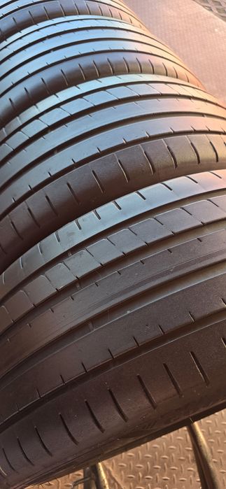 Летни гуми 235 40 19 4бр Goodyear