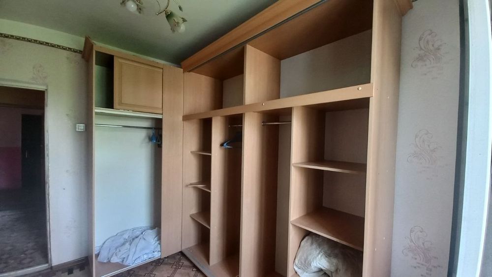 Продам шкаф для спальни