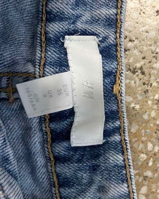 Дънкови къси гащи