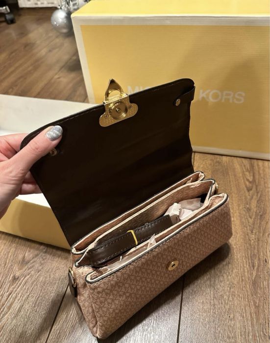 Чанта Michael Kors