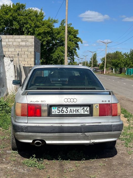 Продам Ауди 80 б4