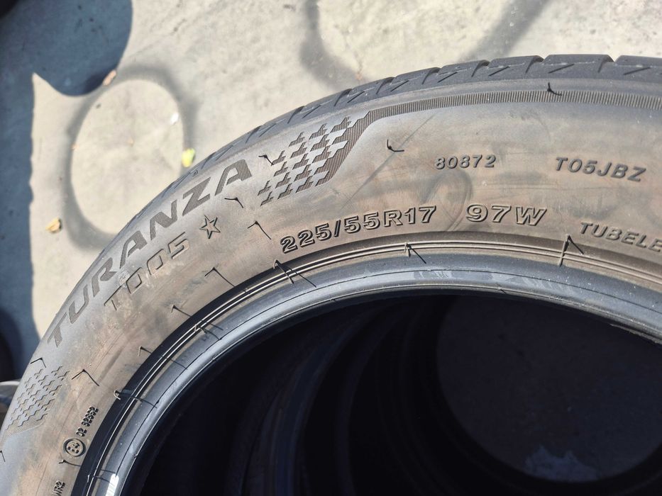 2 Anvelope de VARA - 225/55/17 97W - Bridgestone Turanza T005 * - Stare F BUNA - DOT 2020 !