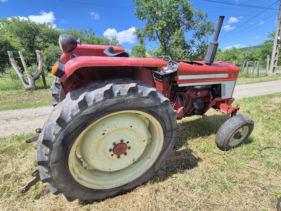 Tractor international 754