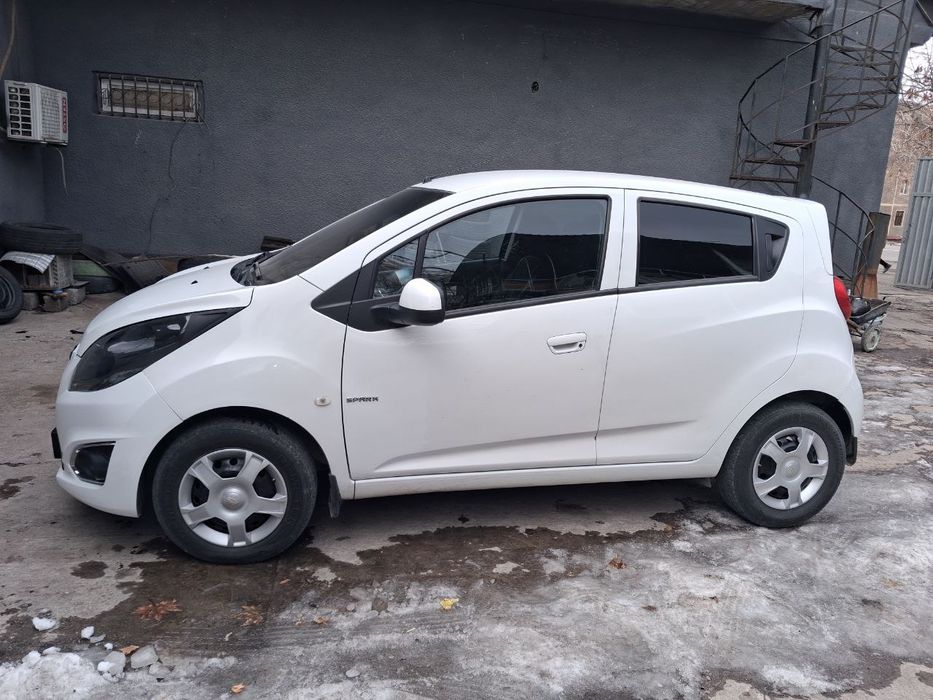 Spark sotiladi srochna