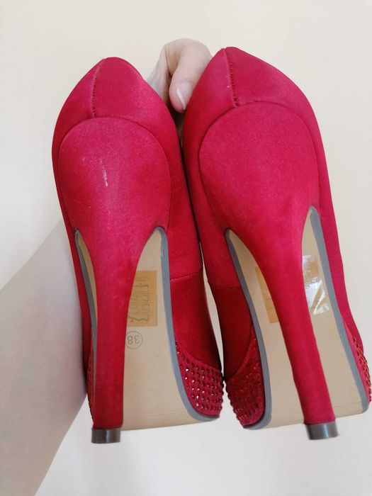 Pantofi din satin cu toc, dama, rosii, marimea 38